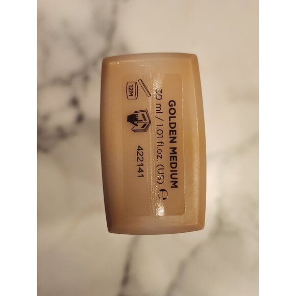 Iconic London Super Smoother Blurring Skin Tint 30ml Golden Medium 1.01oz - Picture 3 of 4